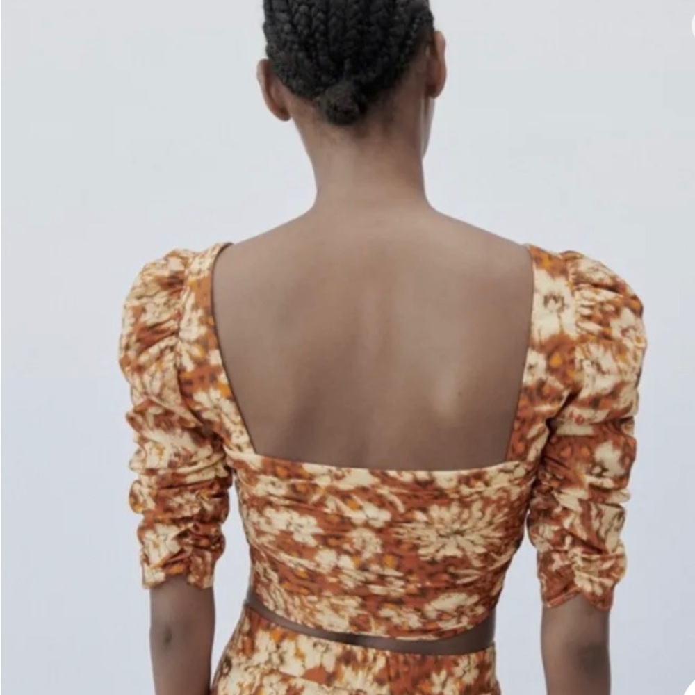 ZARA Floral Ruched Crop Top - Size Small - Picture 2 of 6
